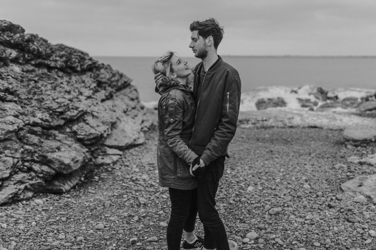 bristol-couple-photographer-wedding-engagement-annie-crossman-photography-ogmore-beach-60